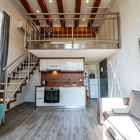 Appartamento The Wonderful Loft Lubiana Esterno foto