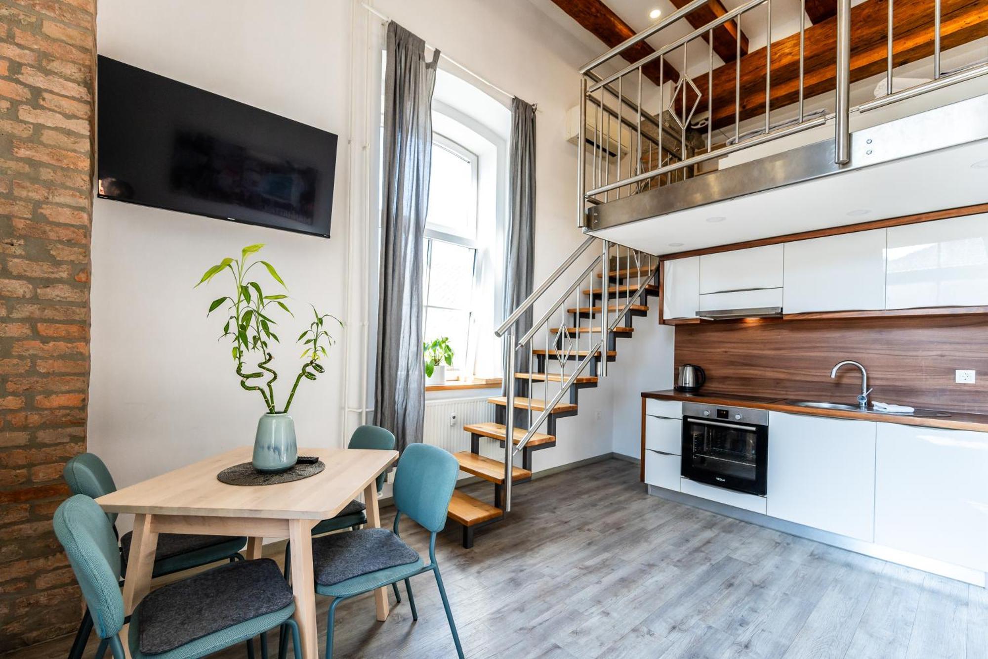 Appartamento The Wonderful Loft Lubiana Esterno foto